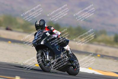 media/Nov-12-2023-SoCal Trackdays (Sun) [[5d1fba4e7d]]/Turn 14 (1035am)/